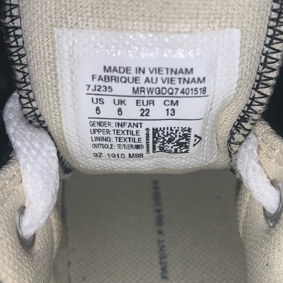 All Star Converse toddlers - Picture 2 of 6